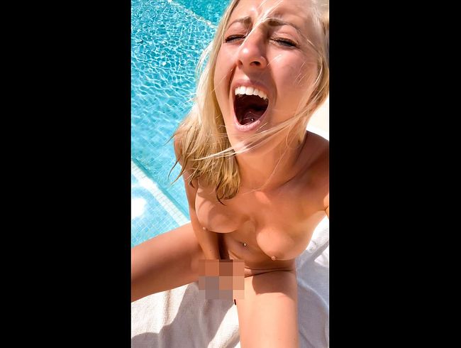 Leonie pur Porno Video: Unser gemeinsames wi**serlebnis am Pool! wi**sanleitung