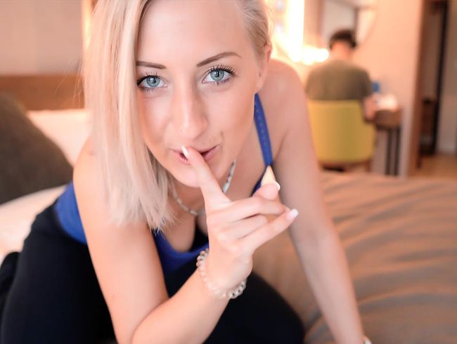 Leonie pur Porno Video: Verrückt! Heimlich hinter meinem Schwager zum Orgasmus gefin**rt